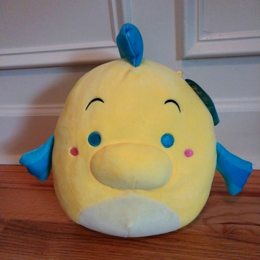 Flounder 12" Squishmallow- NWT